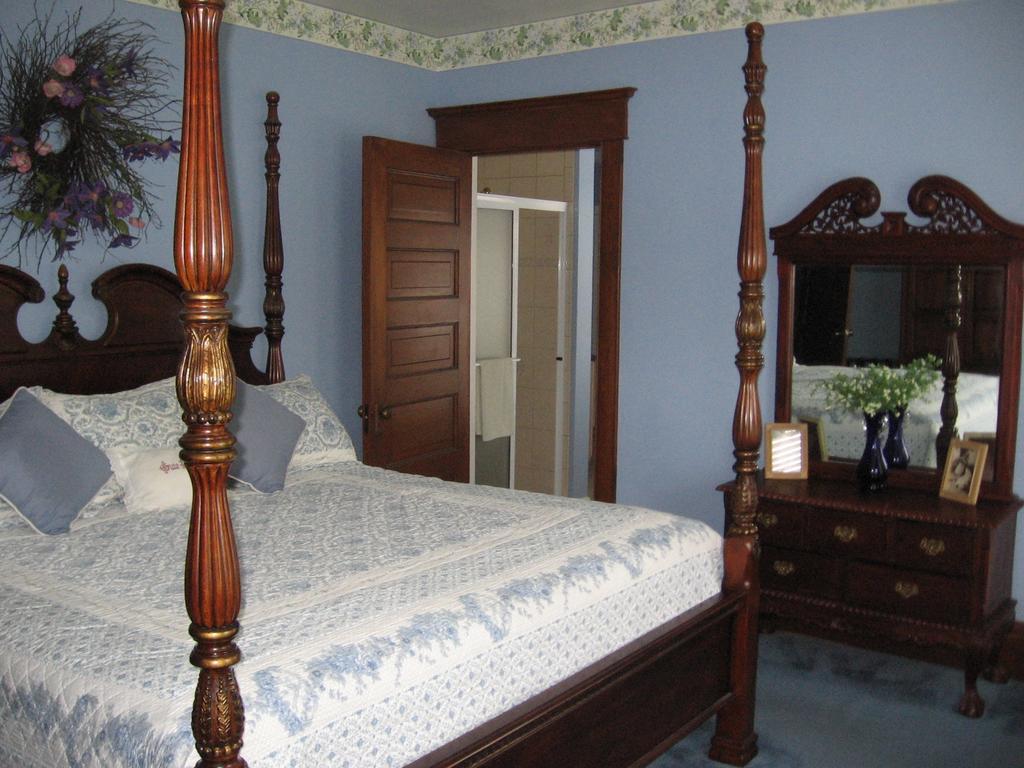 Covington Manor B&B Cambridge ภายนอก รูปภาพ