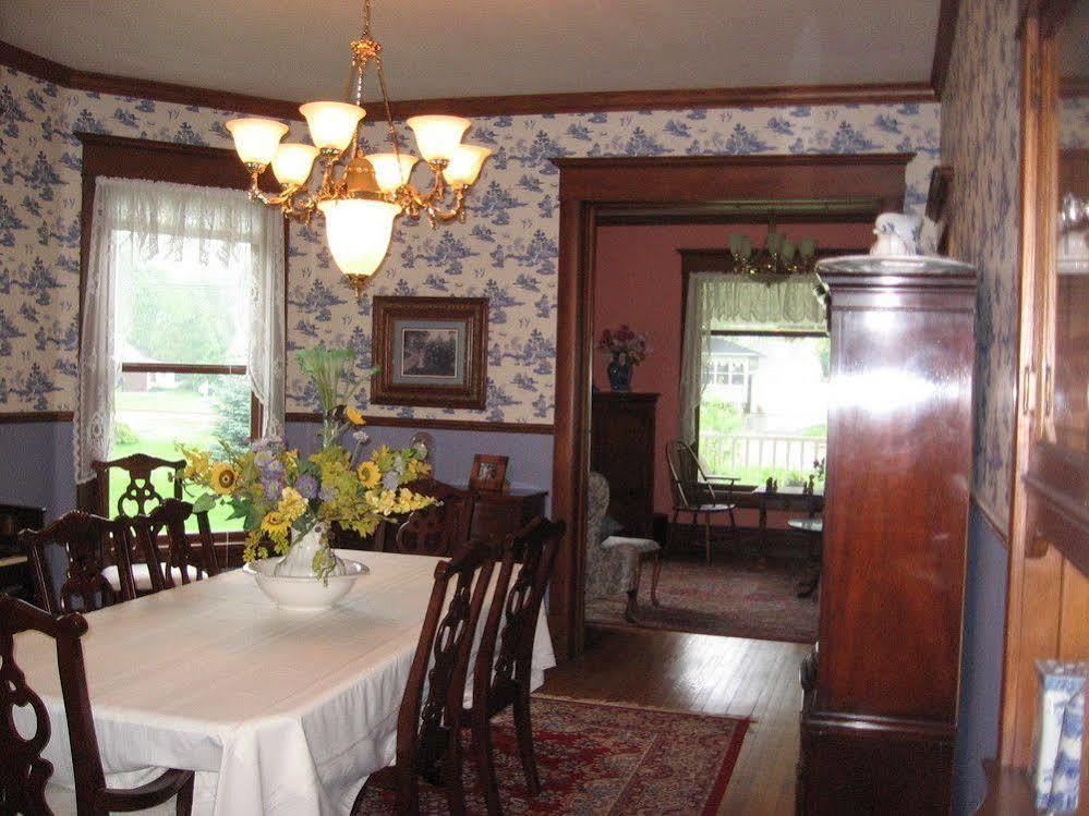 Covington Manor B&B Cambridge ภายนอก รูปภาพ