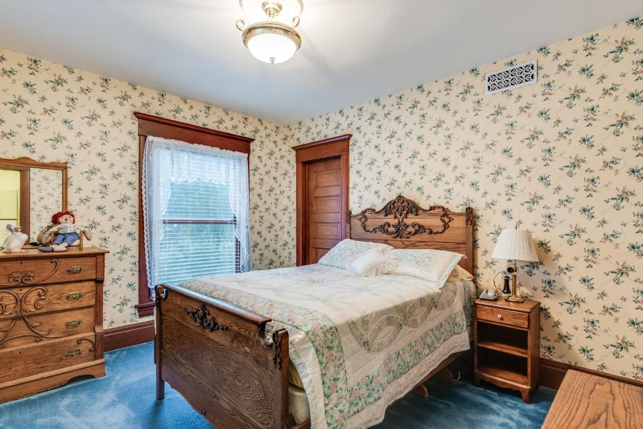 Covington Manor B&B Cambridge ภายนอก รูปภาพ