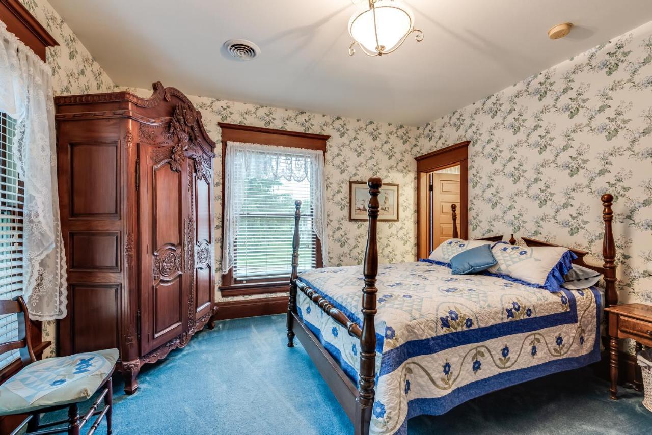 Covington Manor B&B Cambridge ภายนอก รูปภาพ
